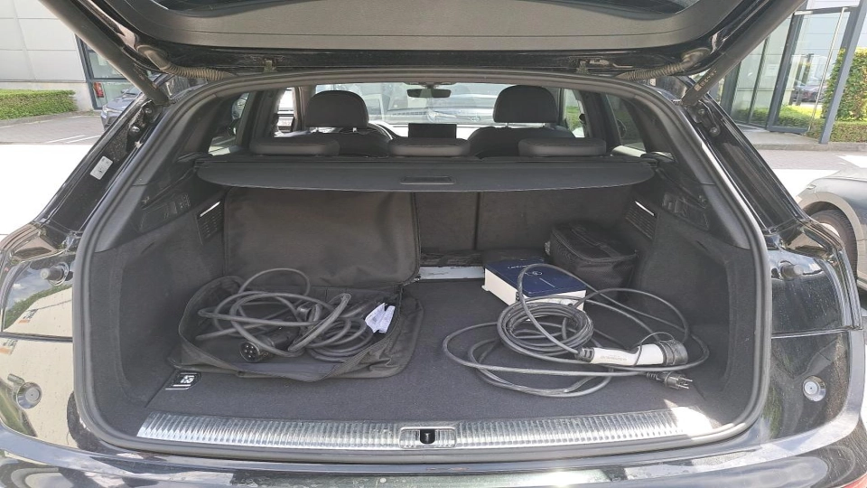 AUDI Q5 2.0 55 TFSI E SLine Quattro Competition - imaginea 9
