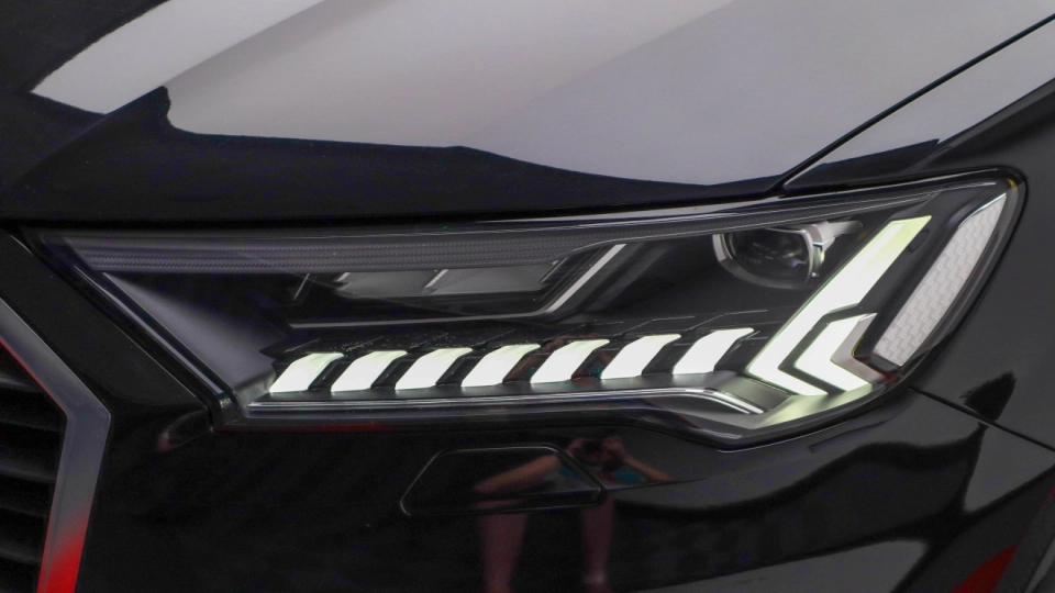 Audi Q7 55TFSIe Quattro Matrix LED Ambientale Cockpit HeadUp Keyless - imaginea 12