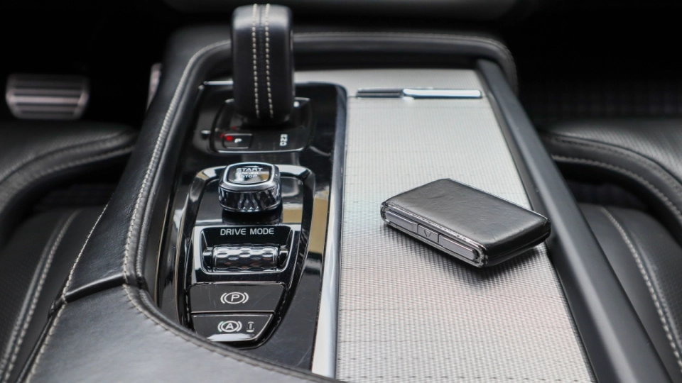Volvo XC 90 T8 Aut. R-Design 7 Locuri Masaj Ventilatie Keyless 4x4 ACC - imaginea 31