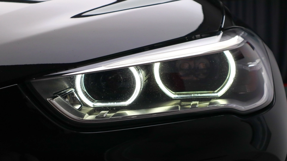 BMW X1 SportLine 2.0d Automat Faruri LED Lane Assist Scaune Sport - imaginea 14