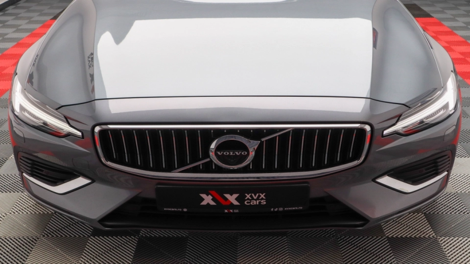 Volvo S60 T8 Plugin Hybrid Inscription Full Dotari Bowers&Wilkins Pano - imaginea 6