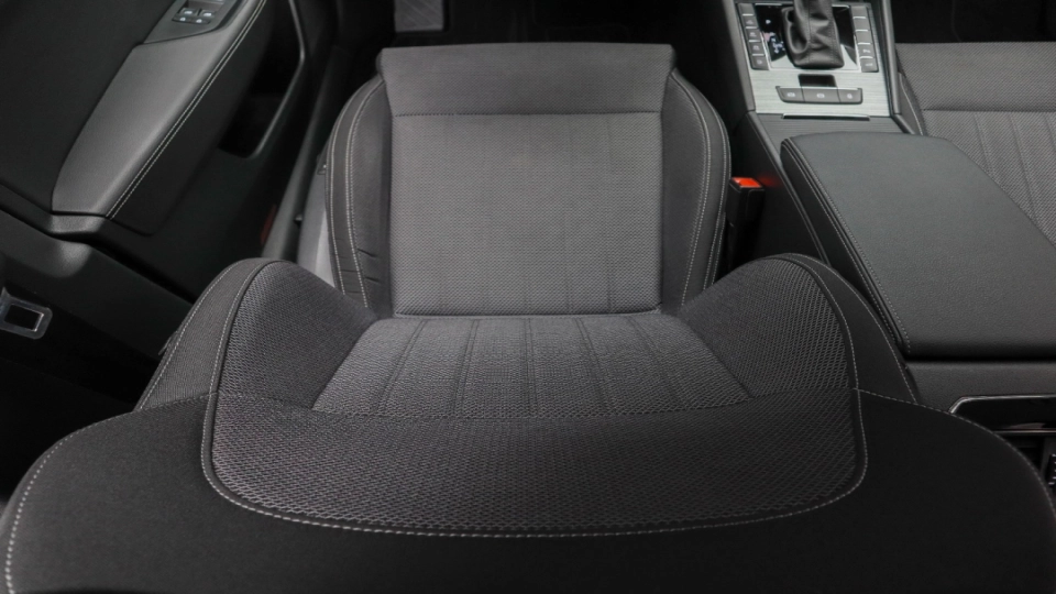 Skoda Superb PlugIn Hybrid DSG MatrixLED ACC KeylessGo Cockpit - imaginea 31
