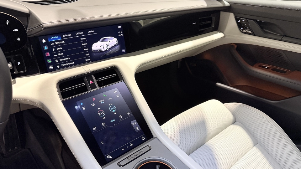 Porsche Taycan Turbo Sport Trapa Ventilatie 360 Matrix Manufaktur - imaginea 27