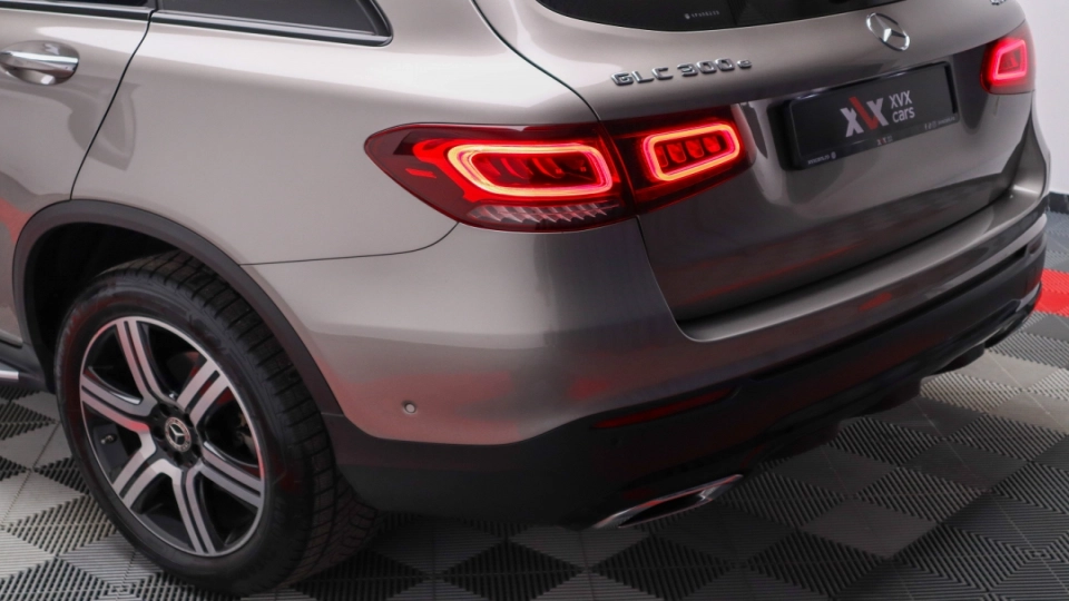 Mercedes GLC 300E 4x4 MultiBeam ACC BlindSpot Keyless Go/Entry Camera - imaginea 20