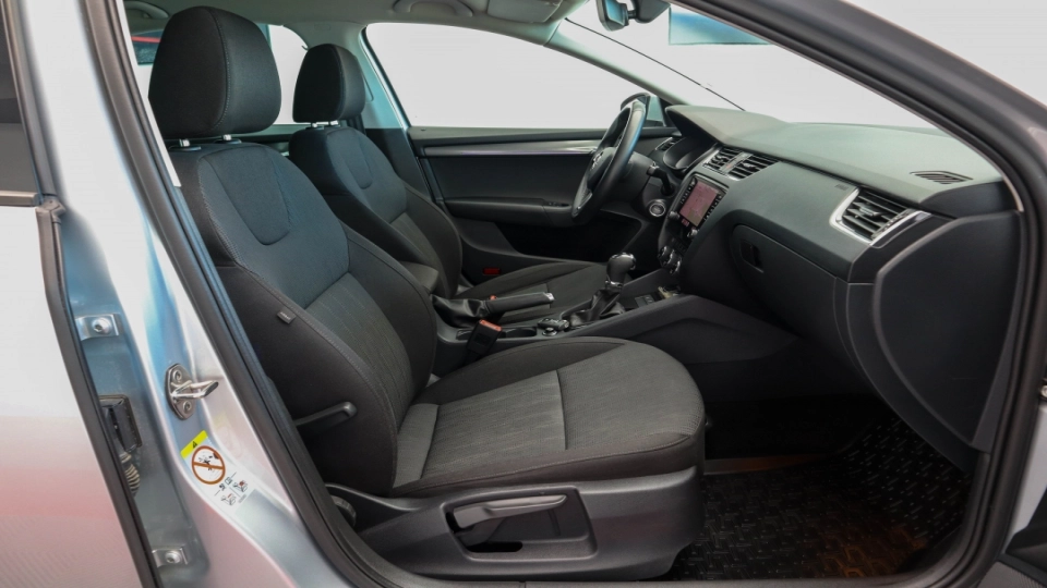 Skoda Octavia Style 2.0 TDI DSG Keyless LED Android/Apple - imaginea 23