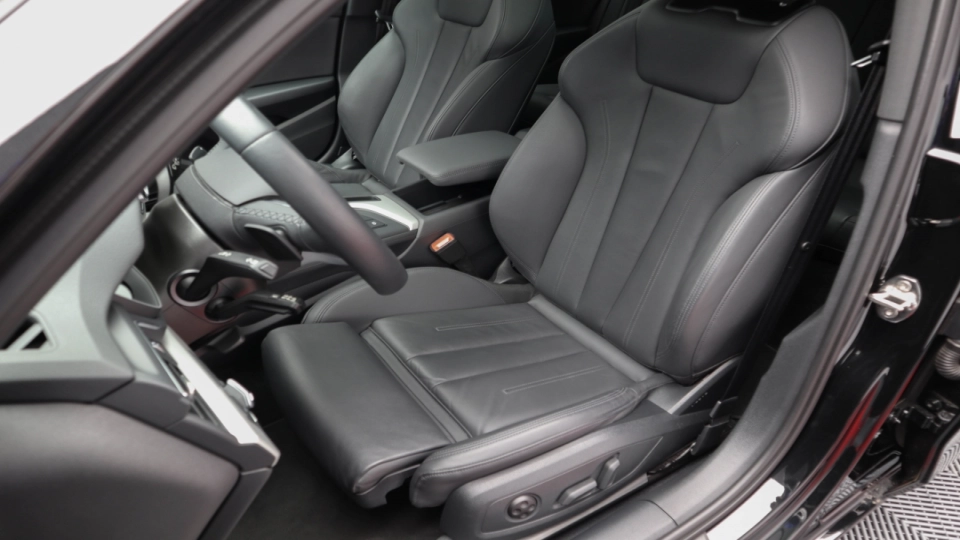 Audi A4 2.0 TDI S-Tronic Navigatie ACC Mild-Hybrid Garantie AUDI 2025 - imaginea 12
