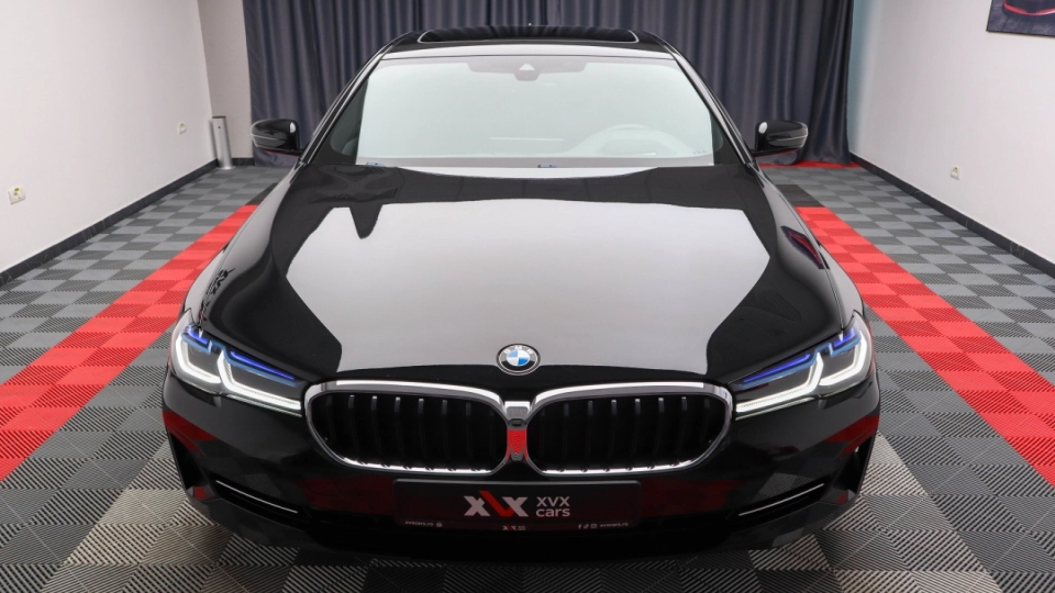 BMW 530e xDrive Automat Trapa Head Up Ambientale Faruri Laser Cockpit - imaginea 2