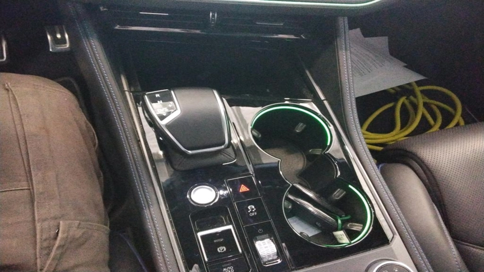 Volkswagen Touareg R Facelift / Ventilatie / Incalzire / Memorii - imaginea 10