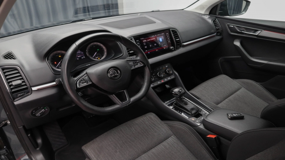 Skoda Karoq Style 2.0 TDI DSG 4x4 LED Camera CANTON ACC Android/Apple - imaginea 23