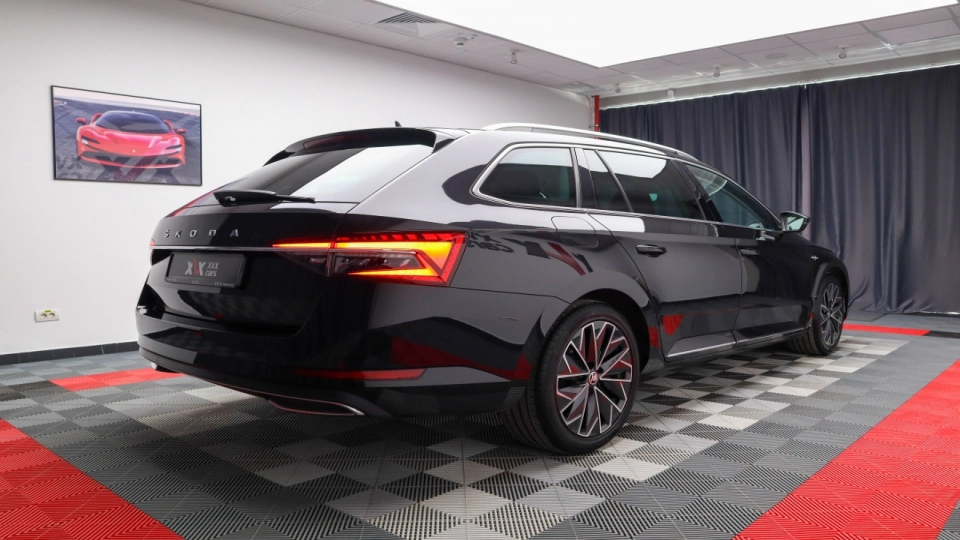 Skoda Superb 2.0TDI DSG Laurin&Klement Canton Crystal Lighting Webasto - imaginea 13