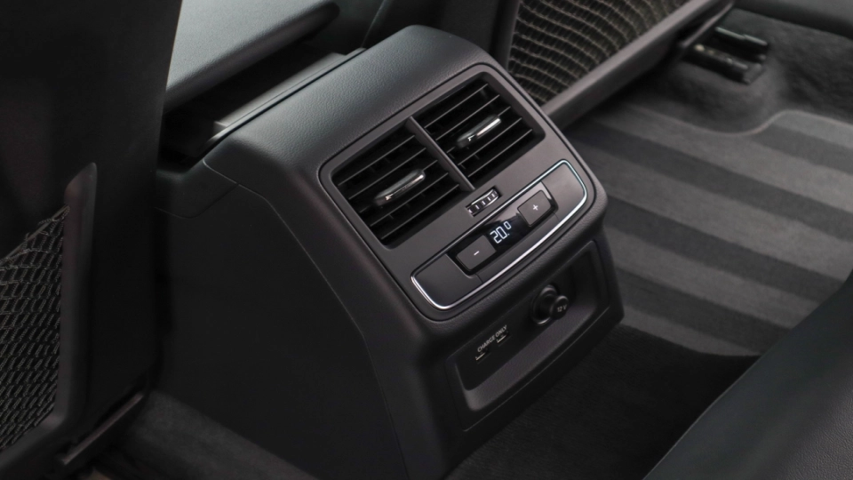 Audi A4 Aut 40TDI HeadUp Keyless Android/Apple Suspensie Sport Matrix - imaginea 20