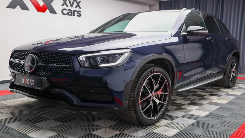 Mercedes GLC AMG 300e Panoramic MultiBeamLED Carbon PachAsistentaFull - imaginea 9