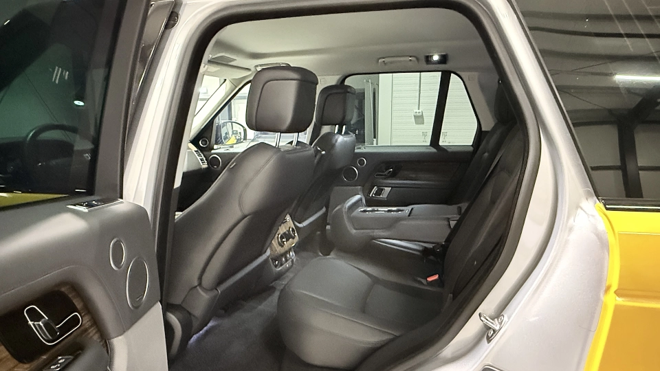 Range Rover Vogue - P400e - Meridian - ACC - imaginea 24