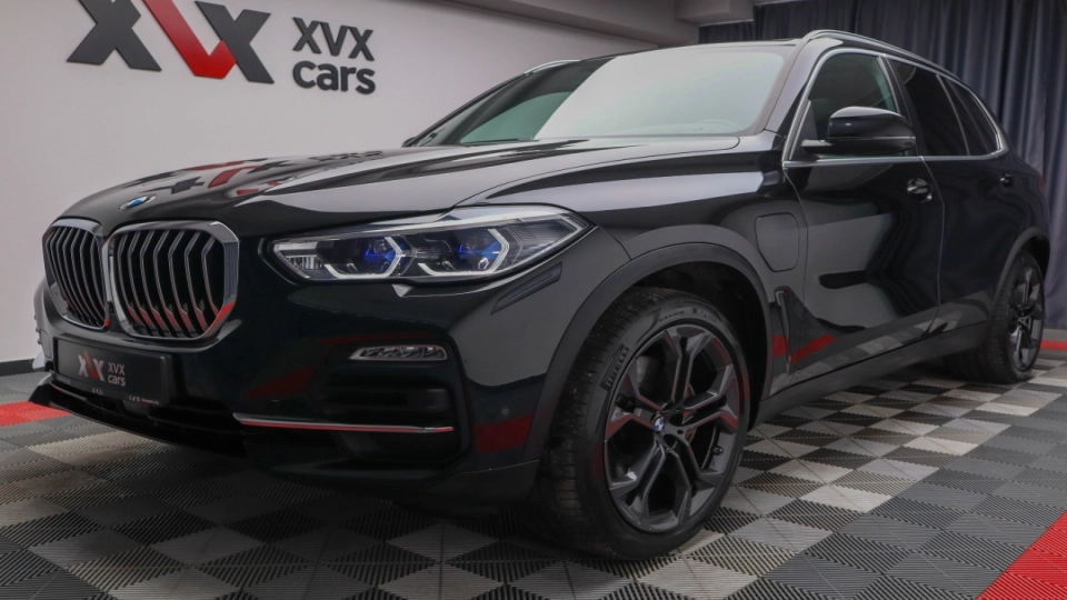 BMW X5 45e xDrive Interior INDIVIDUAL Masaj Ventilatie Faruri Laser - imaginea 9