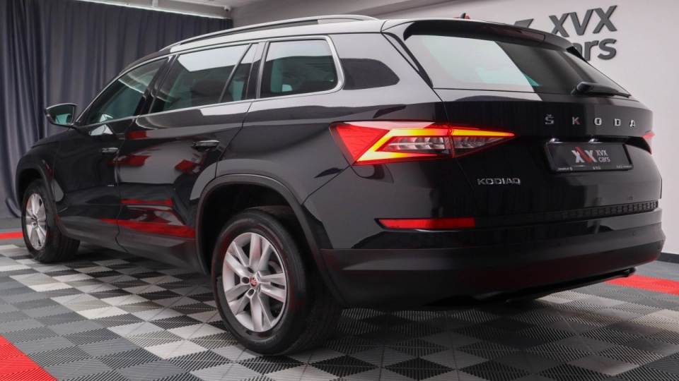 Skoda Kodiaq 2.0 TDI DSG Ambition Lumini Ambientale LED Blind Spot ACC - imaginea 16