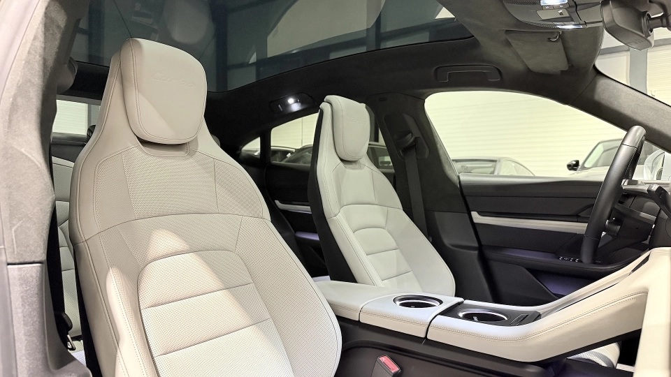 Porsche Taycan Turbo Sport Trapa Ventilatie 360 Matrix Manufaktur - imaginea 23