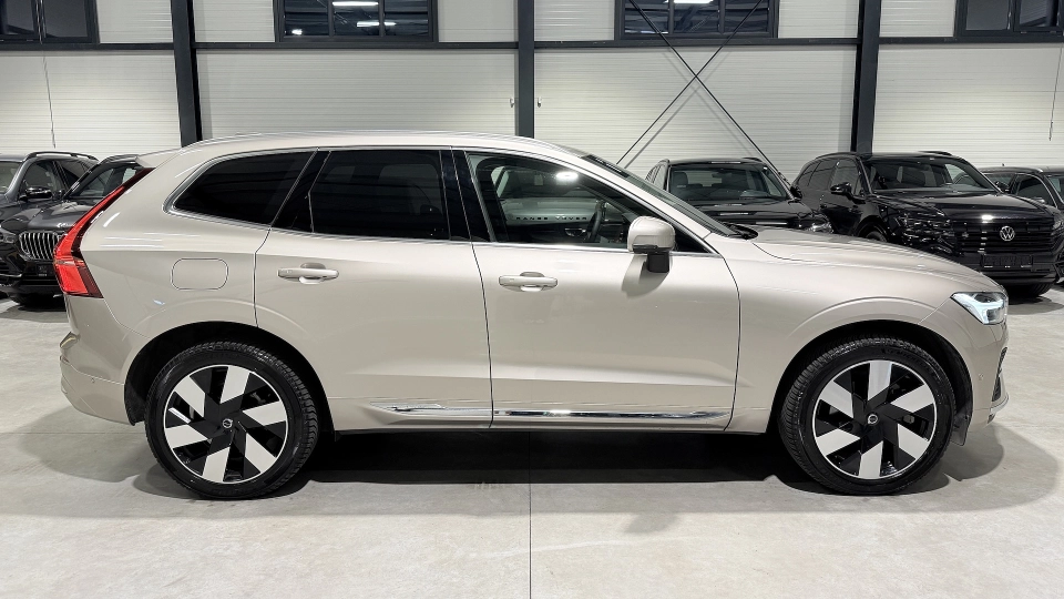 Volvo XC60 T8 Recharge Ultimate Ventilatie Masaj Camere 360 - imaginea 15