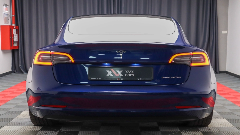 Tesla 3 LongRange DualMotor Piele Alba Garantie pana in 2028 - imaginea 16