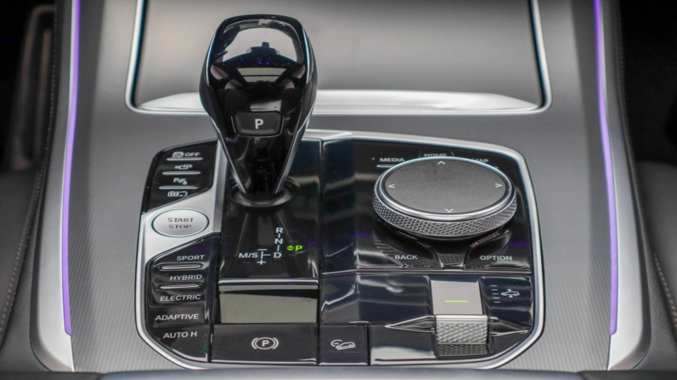 BMW X5 Pachet M Panoramic Assisted Drive Laser Interior Comfort Perne - imaginea 35