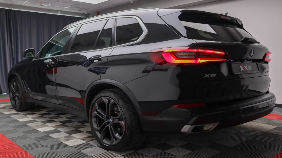 BMW X5 45e xDrive Interior INDIVIDUAL Masaj Ventilatie Faruri Laser - imaginea 17