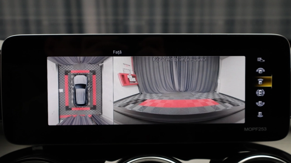 Mercedes GLC 300de 4x4 Aut Panoramic HeadUp MultiBeam LED Ambientale - imaginea 35