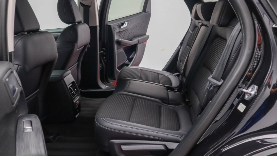 Ford Kuga Titanium X Plug-In Hybrid Automat 2.5 Benzina Bang&Olufsen - imaginea 22