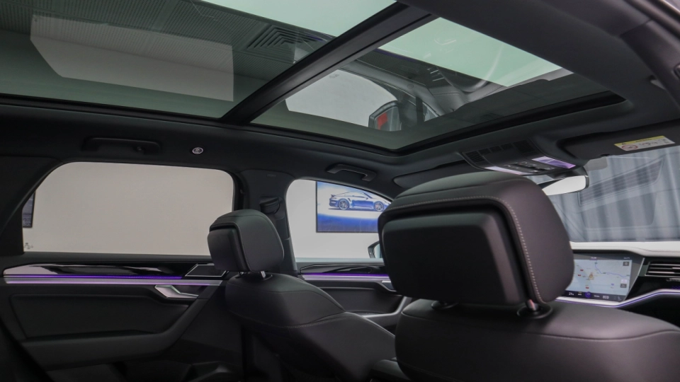 VW Touareg R Line 462 cai Panoramic IQ Light Ventilatie Keyless HeadUp - imaginea 6