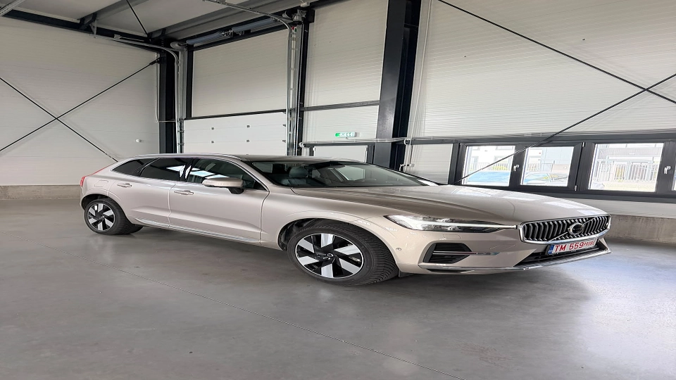 Volvo XC60 T8 Recharge Ultimate Ventilatie Masaj Camere 360 - imaginea 1