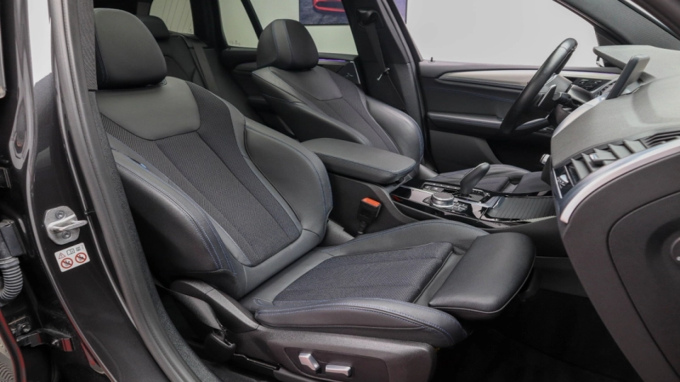 BMW X3 30e M Pachet Pano Gesturi Ambientale - imaginea 29