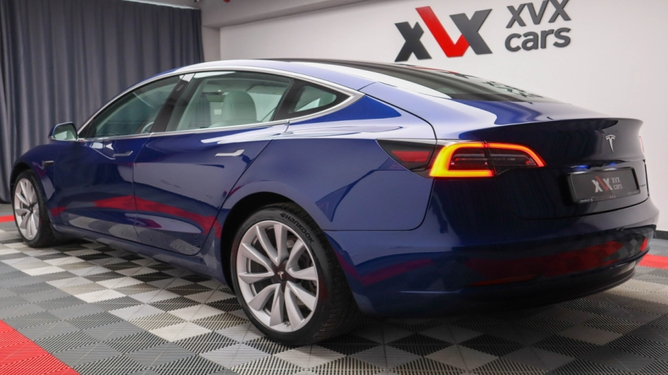 Tesla 3 LongRange DualMotor Piele Alba Garantie pana in 2028 - imaginea 15