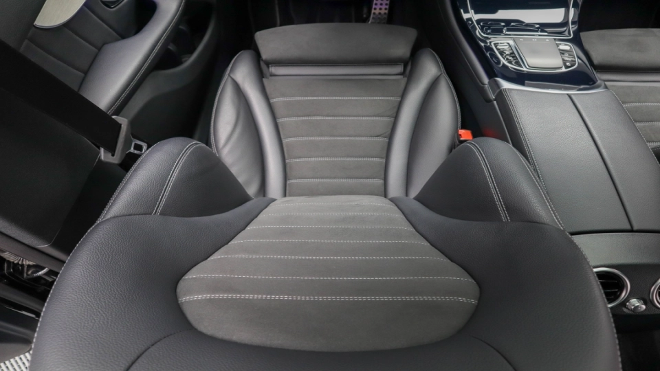 Mercedes GLC 300 de 4Matic Pachet AMG Panoramic FullKeyless Burmester  - imaginea 30
