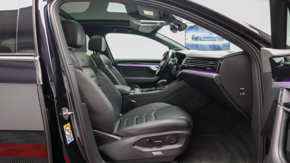 VW Touareg R Line 462 cai Panoramic IQ Light Ventilatie Keyless HeadUp - imaginea 26
