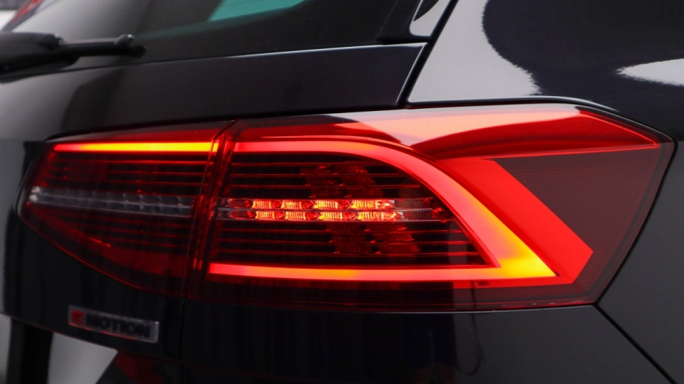 Volkswagen Passat 2.0 TDI DSG 4MOTION V.Cockpit Side/Lane Assist Masaj - imaginea 14