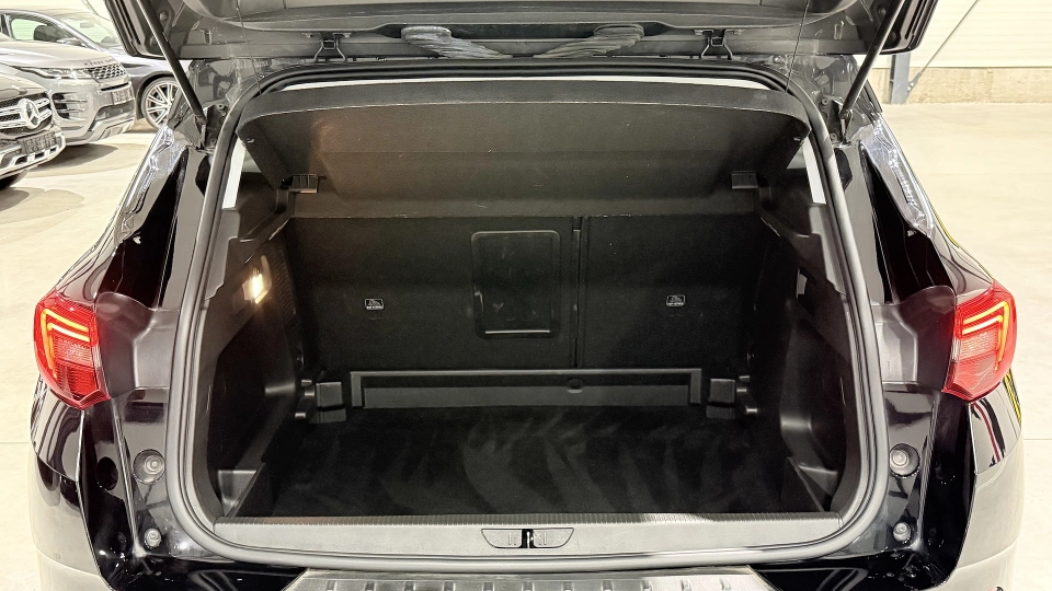 Opel Grandland X - ACC Side Assist Line Assist Ambientale - imaginea 18