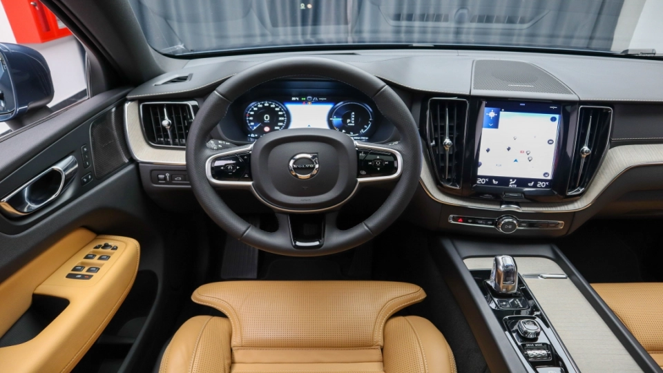 Volvo XC60 T8 Inscription Pano ACC ScauneVentilate HeadUp HarmanKardon - imaginea 19