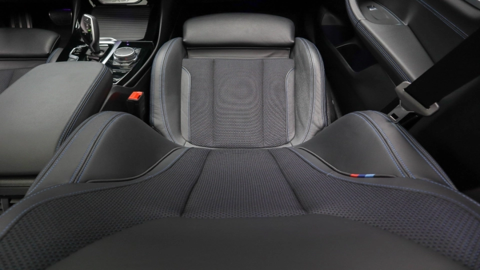 BMW X3 30e M Pachet Pano Gesturi Ambientale - imaginea 8