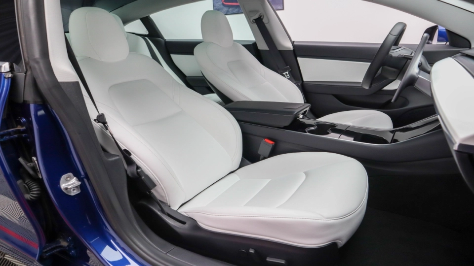Tesla 3 LongRange DualMotor Piele Alba Garantie pana in 2028 - imaginea 28