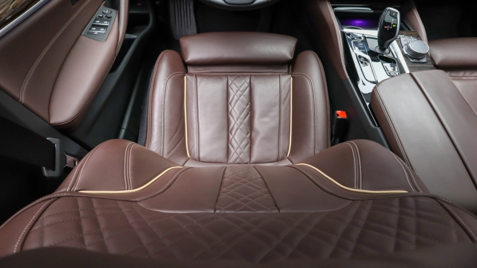 BMW Seria 530e Luxury Line Trapa Keyless Go/Entry PieleMaro Cockpit - imaginea 23