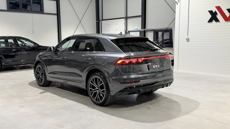 Audi Q8 55TFSIe S-Line Ventilatie B&O Matrix Trapa Punte viratoare - imaginea 4