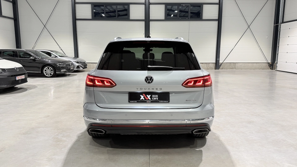 VW Touareg eHybrid Ventilatie Panoramic IQ Light Keyless Carlig - imaginea 13
