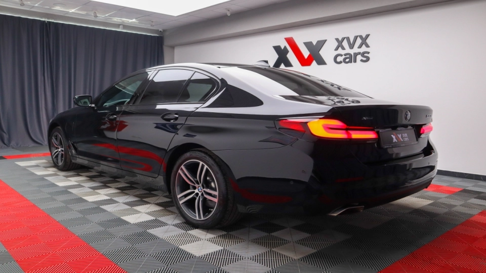 BMW 530e xDrive Automat Trapa Head Up Ambientale Faruri Laser Cockpit - imaginea 4