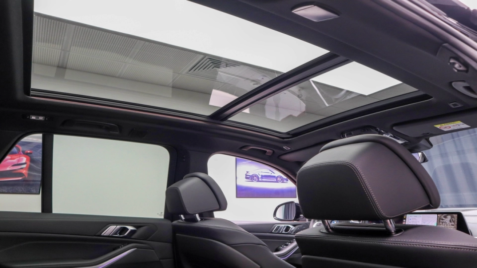 BMW X5 Pachet M Panoramic Assisted Drive Laser Interior Comfort Perne - imaginea 7