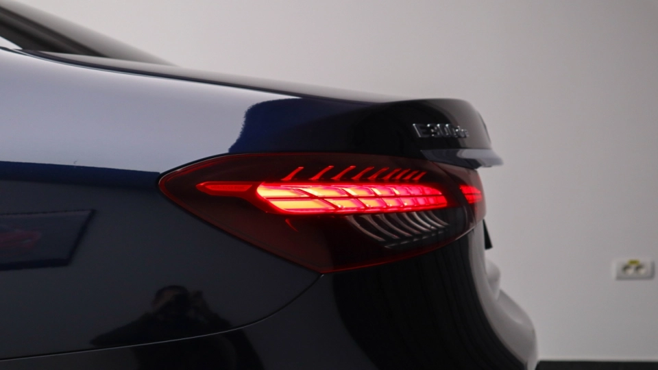 Mercedes E300 de AMG Burmester Ambientale ACC - imaginea 20