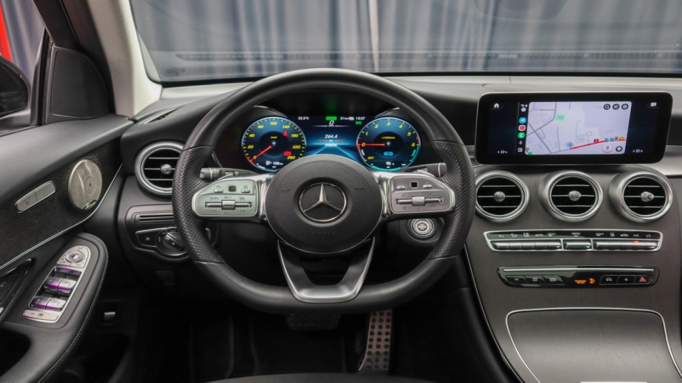 Mercedes GLC 300de Pachet AMG Panoramic Perne de Aer Keyless LED - imaginea 30