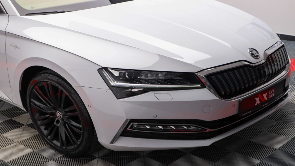Skoda Superb Combi DSG PlugIn Pano Ventilatie Masaj Keyless ACC Matrix - imaginea 11