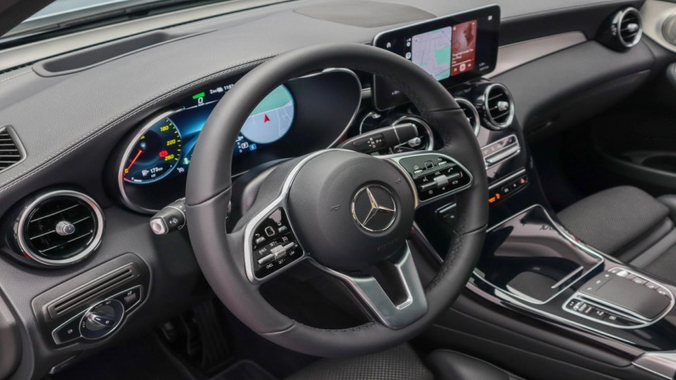 Mercedes GLC 300de 4x4 Aut Panoramic HeadUp MultiBeam LED Ambientale - imaginea 29