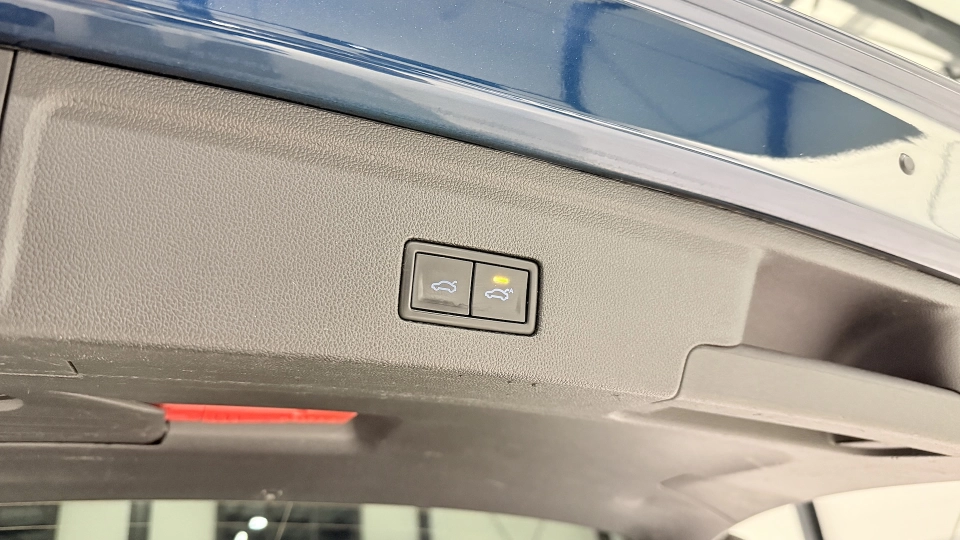 VW Touareg eHybrid Masaj Ventilatie Panoramic IQ Light Keyless Carlig - imaginea 39