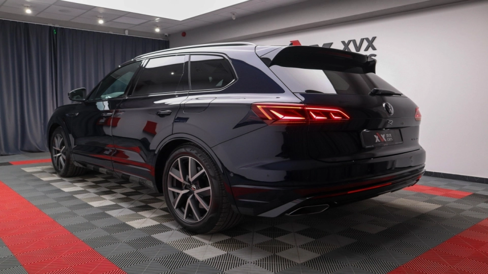 Volkswagen Touareg 3.0 TSI eHybrid 462 4Motion R Automatic - imaginea 25