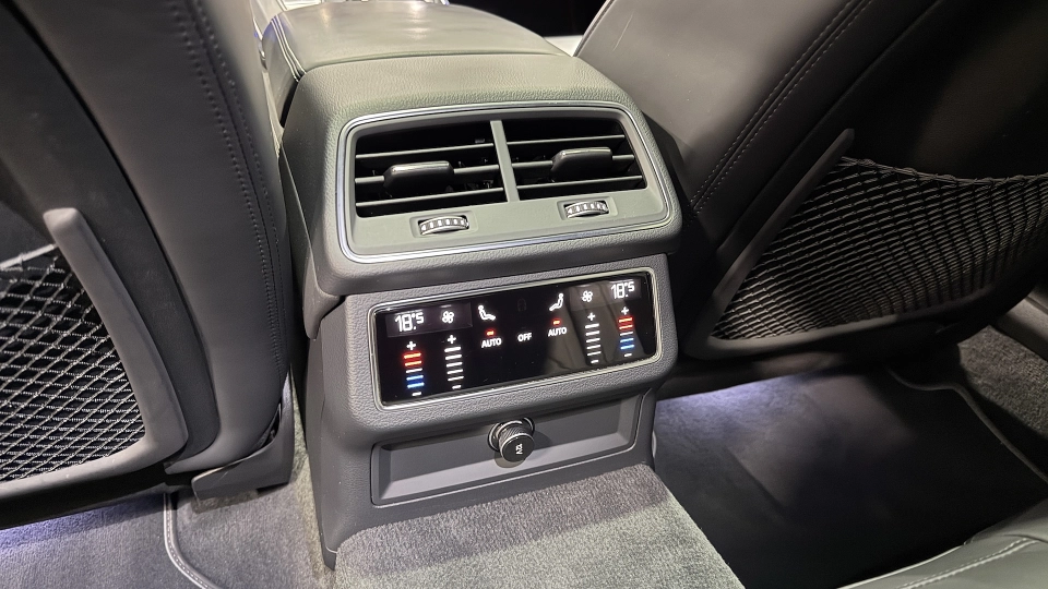 Audi A7 55 TFSIe SLine Matrix Trapa Ambientale Keyless - imaginea 32