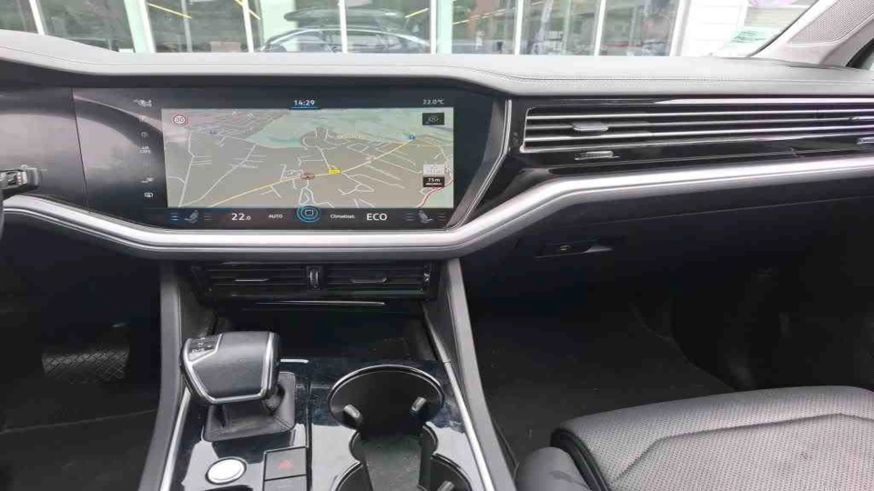 VW Touareg eHybrid Ventilatie Panoramic IQ Light Keyless Carlig - imaginea 6